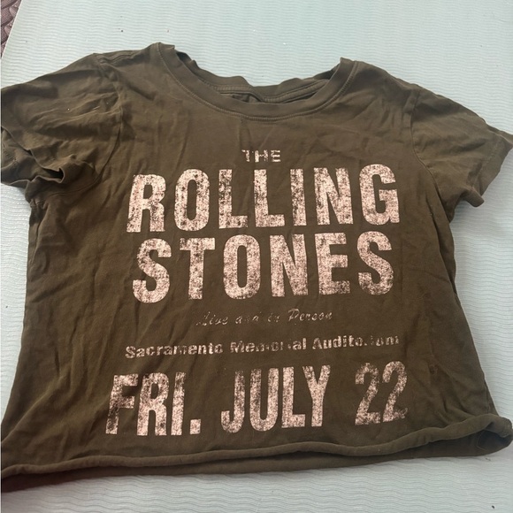 Urban Outfitters Tops - Urban Outfitters Rolling Stones Tee - Olive size medium